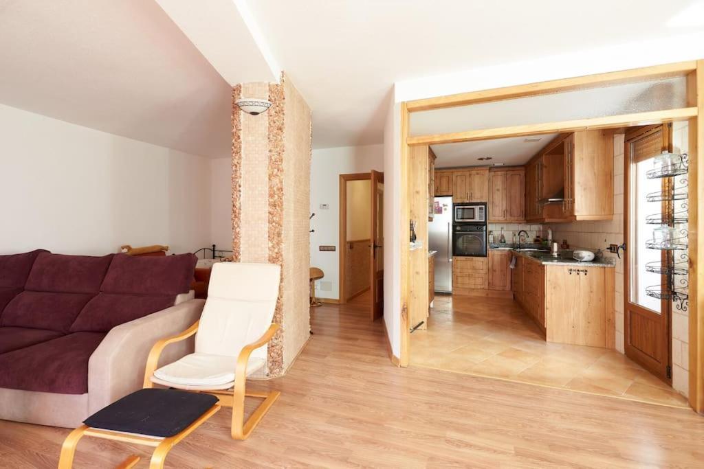 Ferienwohnung Trampantojo Apartamento En El Corazon De Pamplona Exterior foto