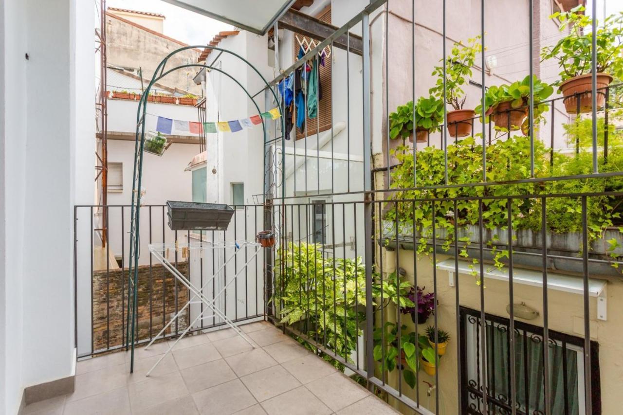 Ferienwohnung Trampantojo Apartamento En El Corazon De Pamplona Exterior foto