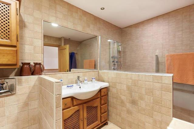 Ferienwohnung Trampantojo Apartamento En El Corazon De Pamplona Exterior foto