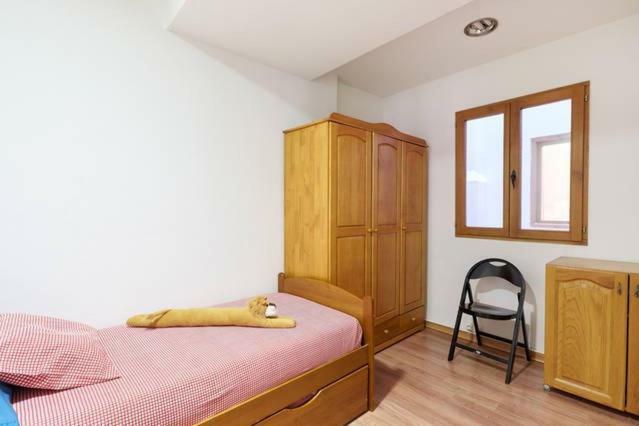 Ferienwohnung Trampantojo Apartamento En El Corazon De Pamplona Exterior foto